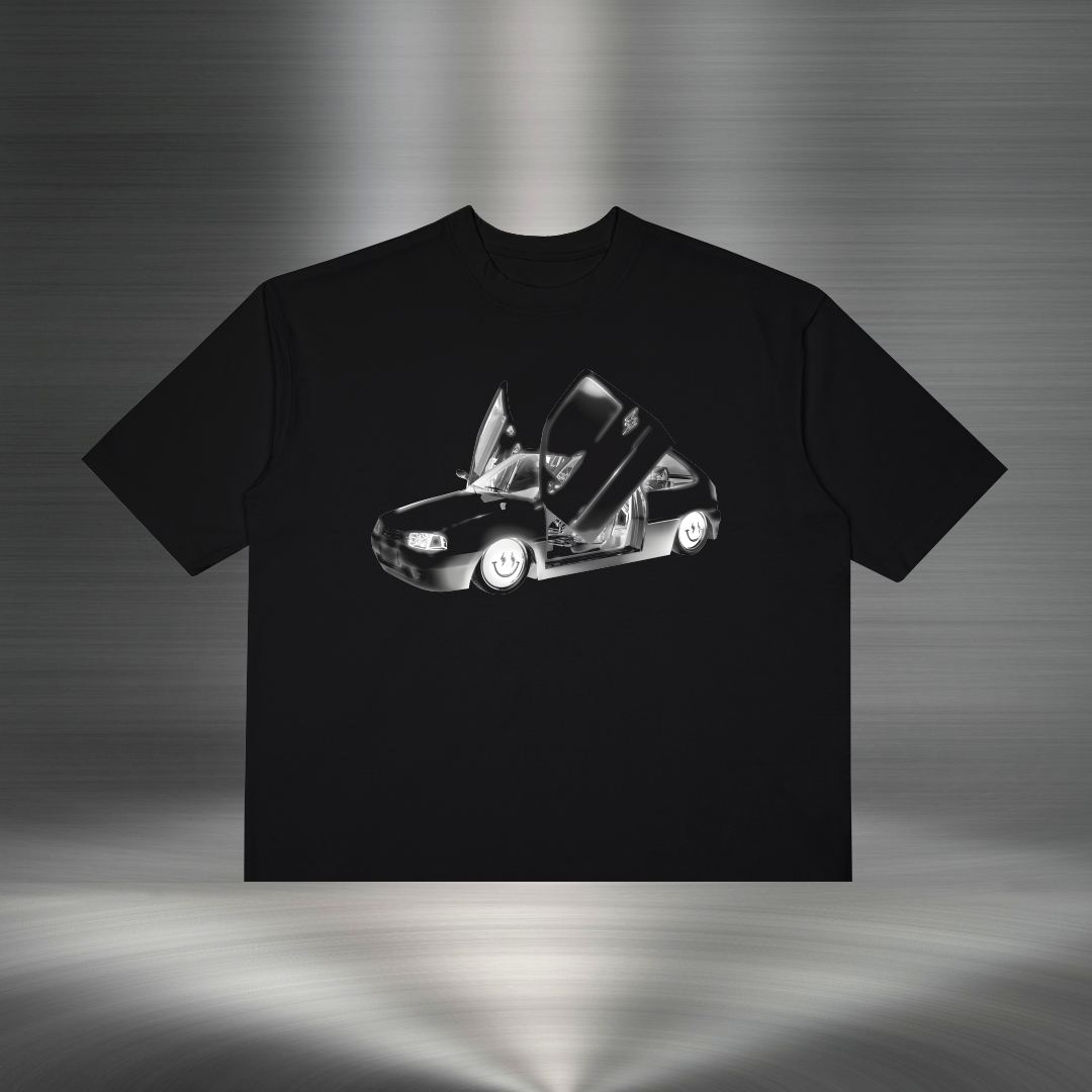 BLACK CAR WOMAN TEE